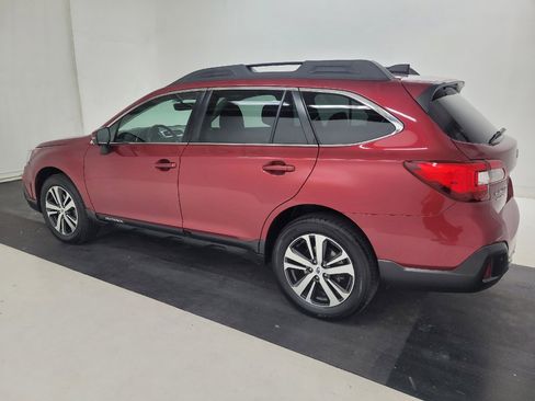 Used 2018 Subaru Outback 2.5i Limited AWD/4WD image 3