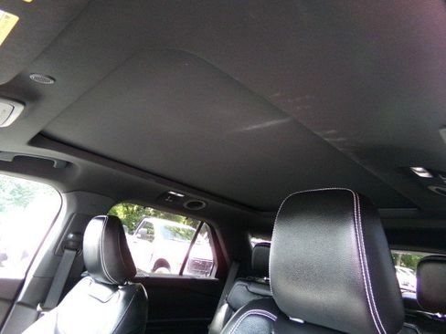 Used 2021 Ford Explorer ST w/ Equipment Group 401A image 21