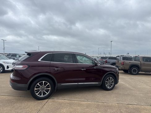 Used 2020 Lincoln Nautilus Reserve image 23