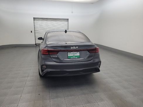 Used 2023 Kia Forte LXS FWD image 6