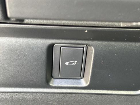 Used 2024 Land Rover Discovery Sport S AWD/4WD image 21