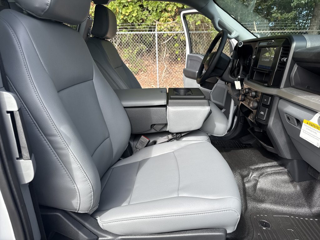 New 2026 Ford F350 XL w/ XL Driver Assist Package RWD image 15