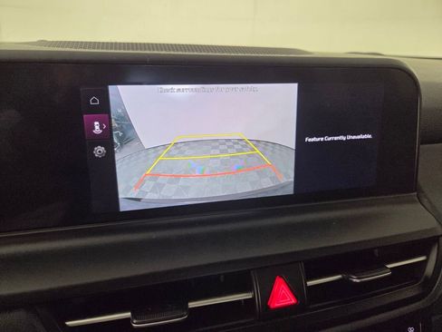 Used 2024 Kia Seltos EX FWD image 12
