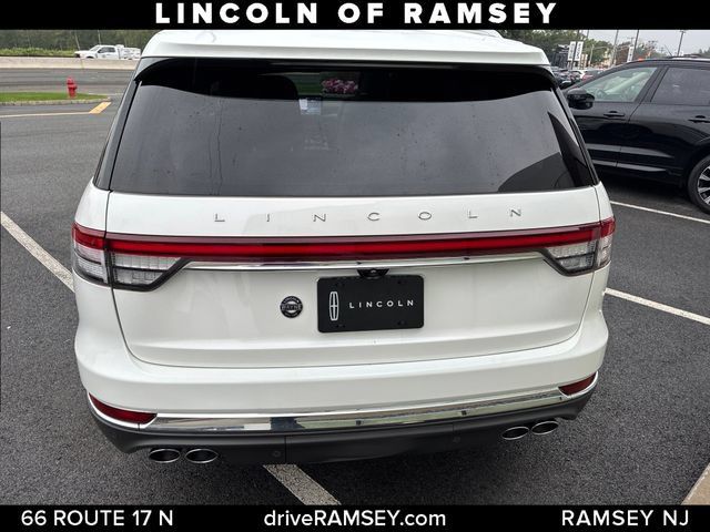 Used 2024 Lincoln Aviator Reserve w/ Equipment Group 201A AWD/4WD image 4