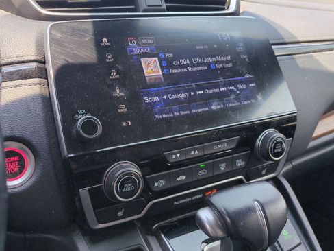Used 2018 Honda CR-V Touring image 45