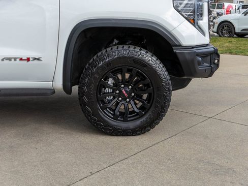 Used 2023 GMC Sierra 1500 AT4X image 38