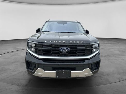 Used 2025 Ford Expedition Max Platinum AWD/4WD image 15