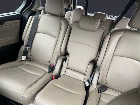 Certified 2024 Honda Odyssey EX-L image 13