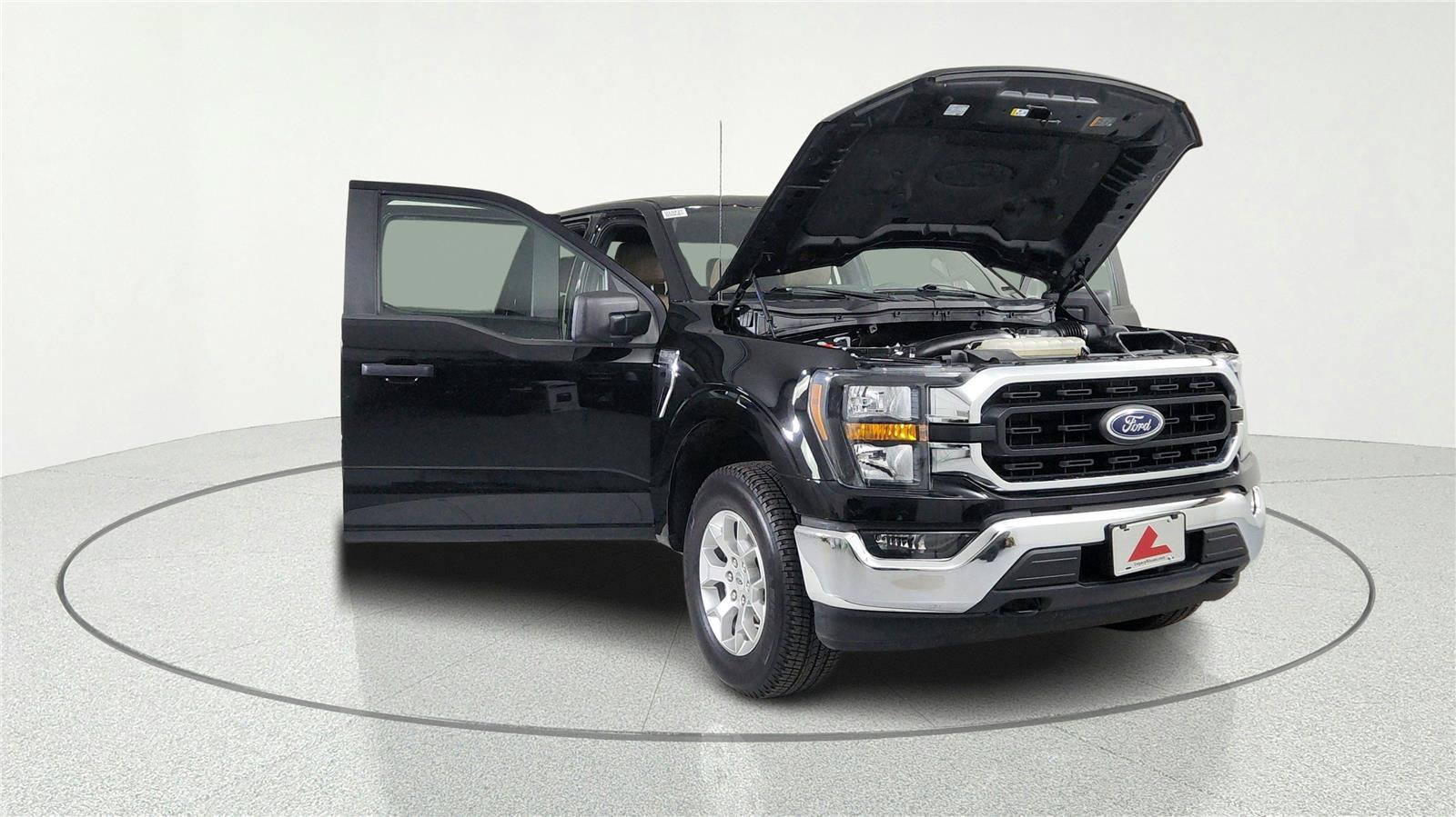 Used 2023 Ford F150 XLT AWD/4WD image 7