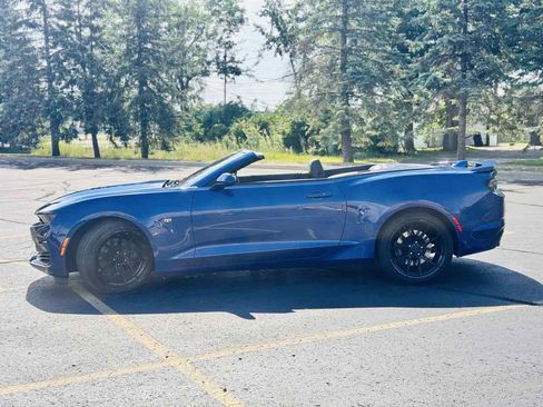 Used 2020 Chevrolet Camaro SS RWD image 8