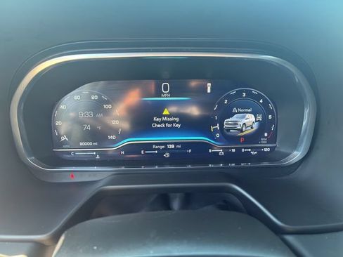 Used 2023 Chevrolet Suburban Premier AWD/4WD image 19
