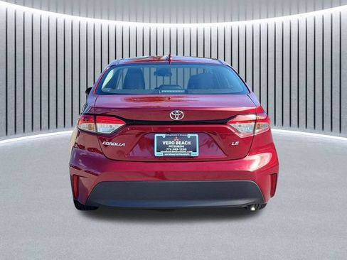 Used 2025 Toyota Corolla LE FWD image 4