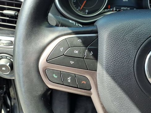 Used 2020 Jeep Cherokee Limited AWD/4WD image 20