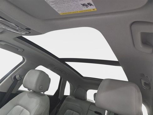 Used 2021 Audi Q5 2.0T Premium image 28