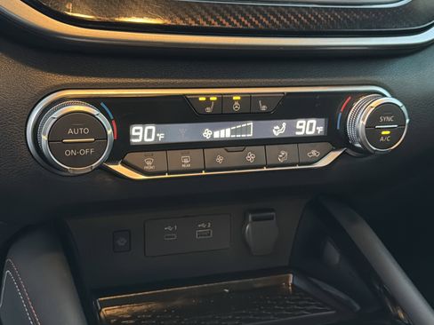 Used 2024 Nissan Altima 2.0 SR image 31