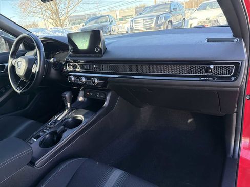 Used 2023 Honda Civic Sport image 16