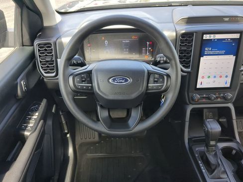 Used 2024 Ford Ranger XL image 16