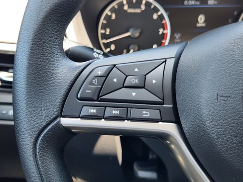 New 2025 Nissan Altima 2.5 SV image 15