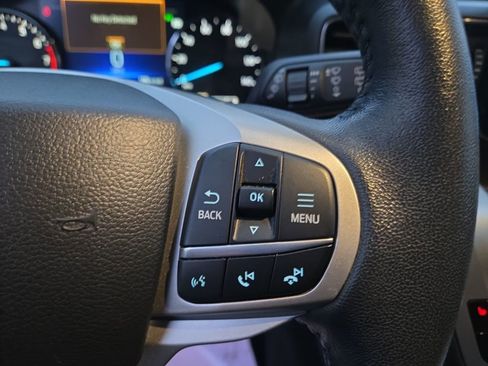 Used 2022 Ford Explorer XLT w/ Equipment Group 202A image 20