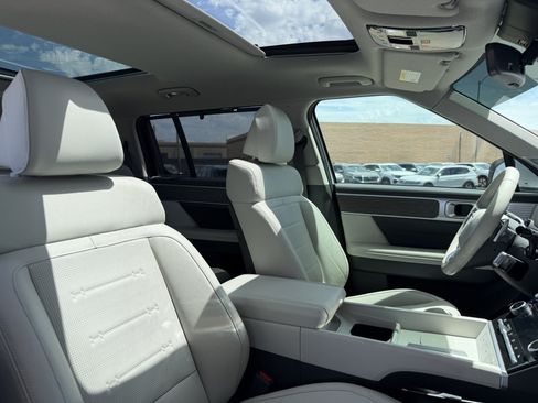 Used 2024 Hyundai Santa Fe Limited FWD image 43