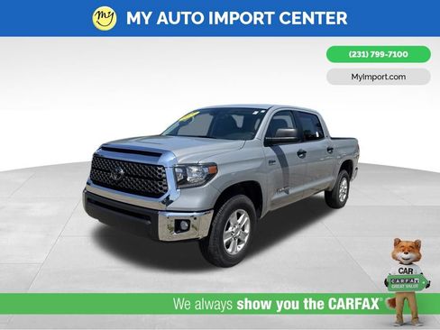 Used 2020 Toyota Tundra SR5 w/ SR5 Convenience Package AWD/4WD image 3