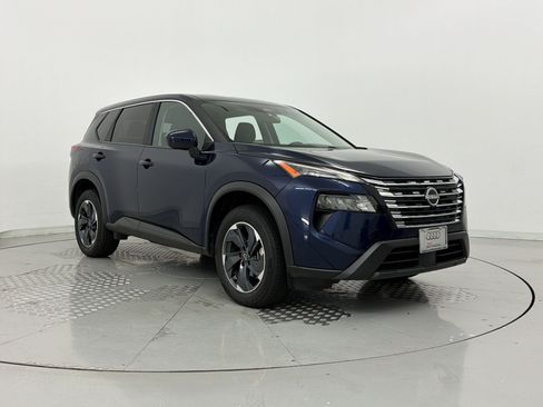 Used 2024 Nissan Rogue SV FWD image 7
