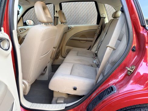 Used 2006 Chrysler PT Cruiser Touring image 12