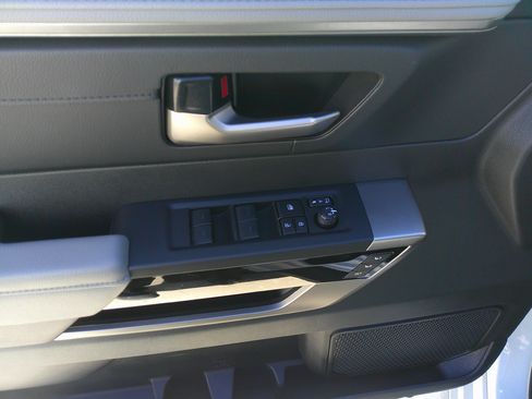 Used 2024 Toyota Tundra Limited image 18