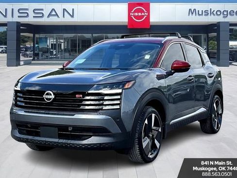 New 2026 Nissan Kicks SR w/ Cold Weather Package image 2