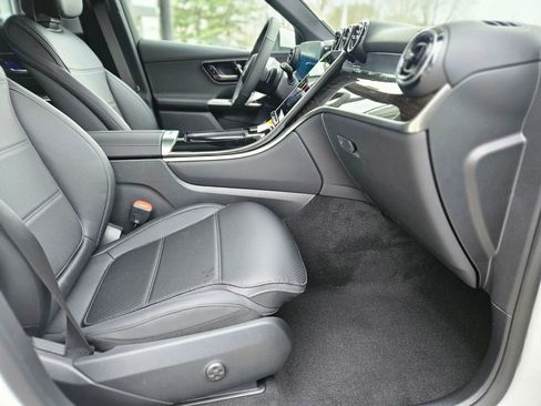 New 2026 Mercedes-Benz GLC 300 4MATIC image 11