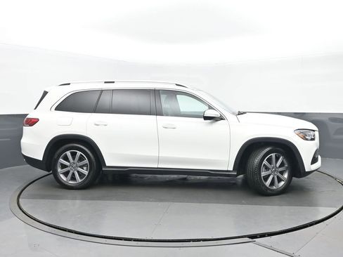 Used 2023 Mercedes-Benz GLS 450 4MATIC image 2