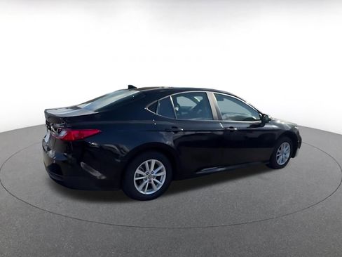 Used 2025 Toyota Camry LE image 15