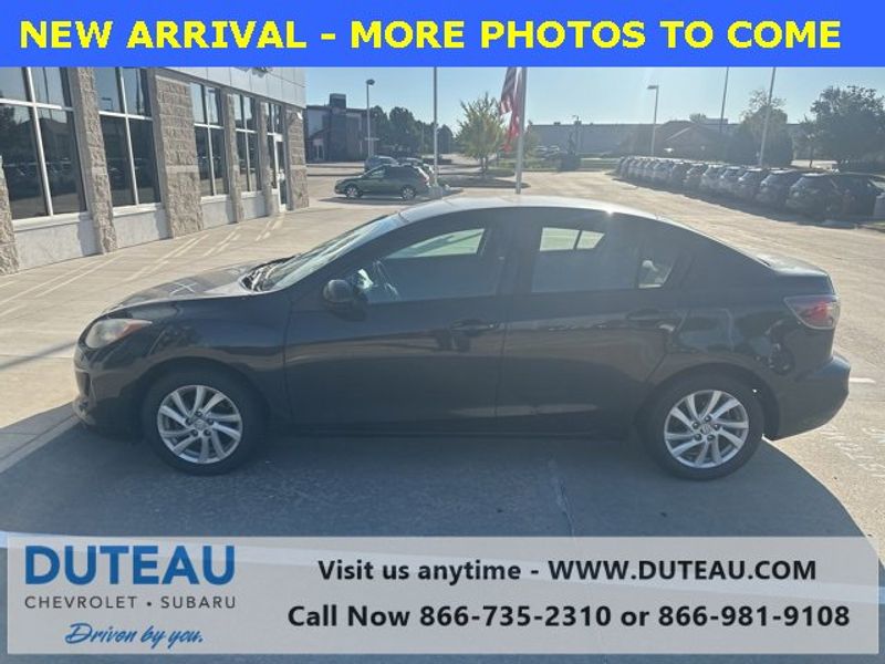 Used 2012 MAZDA MAZDA3 i Touring image 1