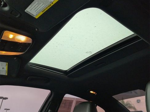 Used 2022 Dodge Charger R/T w/ Plus Group image 19