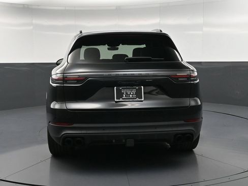 Certified 2023 Porsche Cayenne S Platinum AWD/4WD image 7