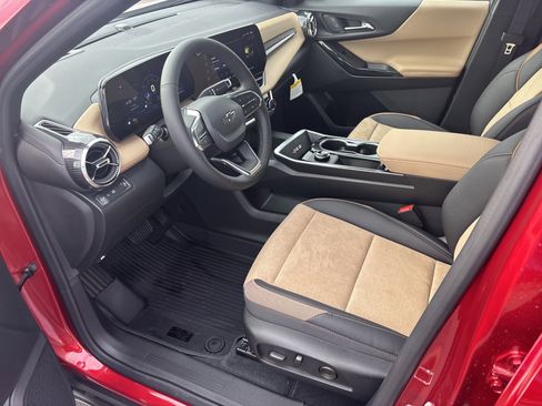 New 2026 Chevrolet Equinox ACTIV w/ LPO, Floor Liner Package image 15