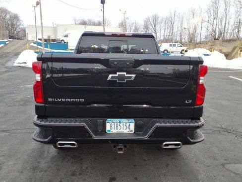 Used 2024 Chevrolet Silverado 1500 LT Trail Boss w/ LT Trail Boss Premium Package image 4