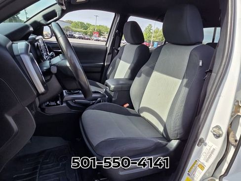 Used 2021 Toyota Tacoma TRD Off-Road w/ Technology Package AWD/4WD image 8