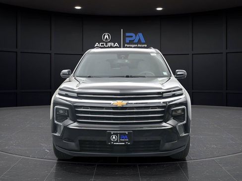 Used 2024 Chevrolet Traverse LT w/ Enhanced Driving Package AWD/4WD image 27