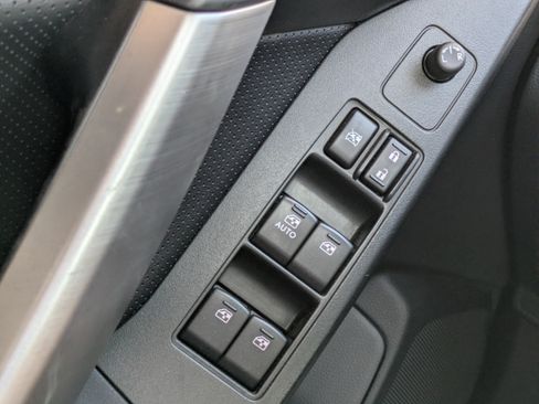 Used 2015 Subaru Forester 2.0XT Touring w/ Eyesight & Navigation System image 23