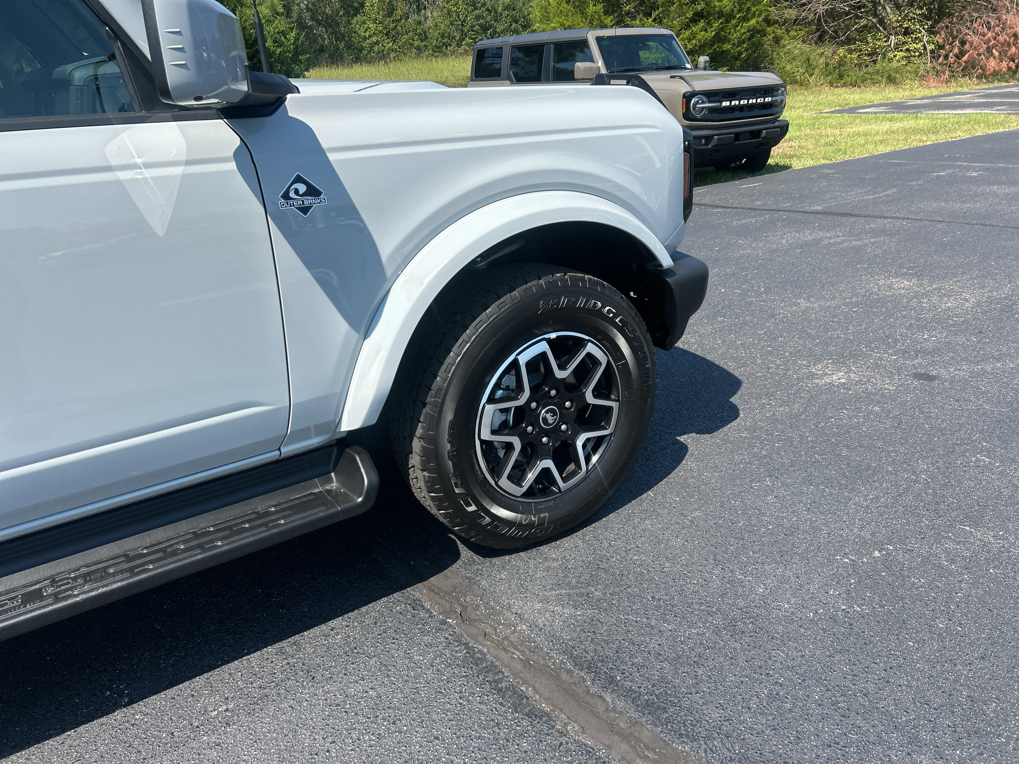 New 2026 Ford Bronco Outer Banks AWD/4WD image 21