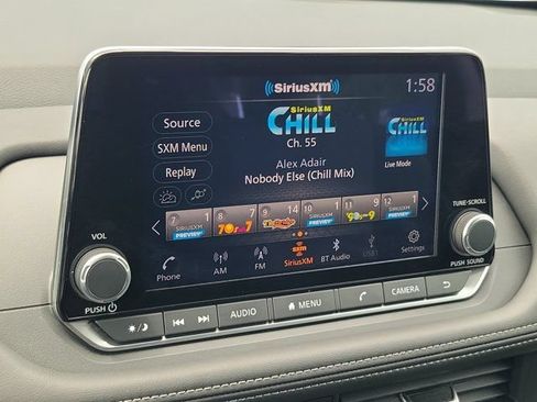 Certified 2026 Nissan Rogue SV FWD image 25