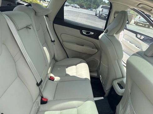 Certified 2025 Volvo XC60 T8 Plus w/ Protection Package Premier AWD/4WD image 34