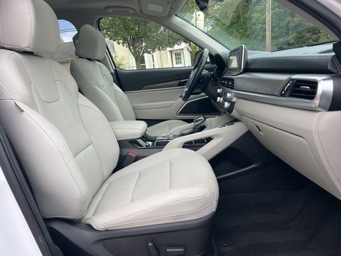 Certified 2021 Kia Telluride EX w/ EX Premium Package image 27