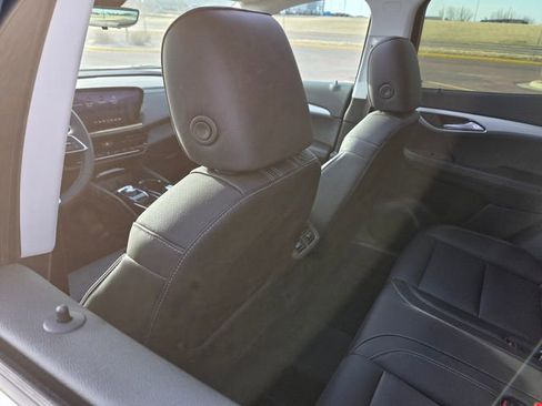 Used 2024 Buick Envision Avenir image 49