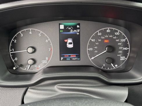 Used 2024 Toyota Corolla SE image 15