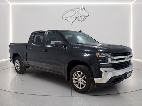 Used 2021 Chevrolet Silverado 1500 LT AWD/4WD image 8
