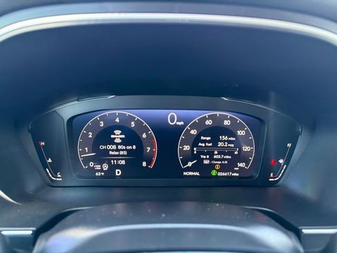 Certified 2025 Honda Pilot Elite image 36