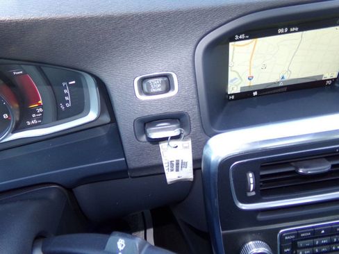 Used 2016 Volvo S60 T5 Premier image 57