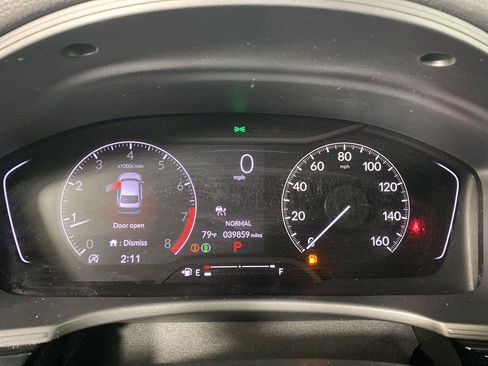 Used 2022 Honda Civic Sport image 2